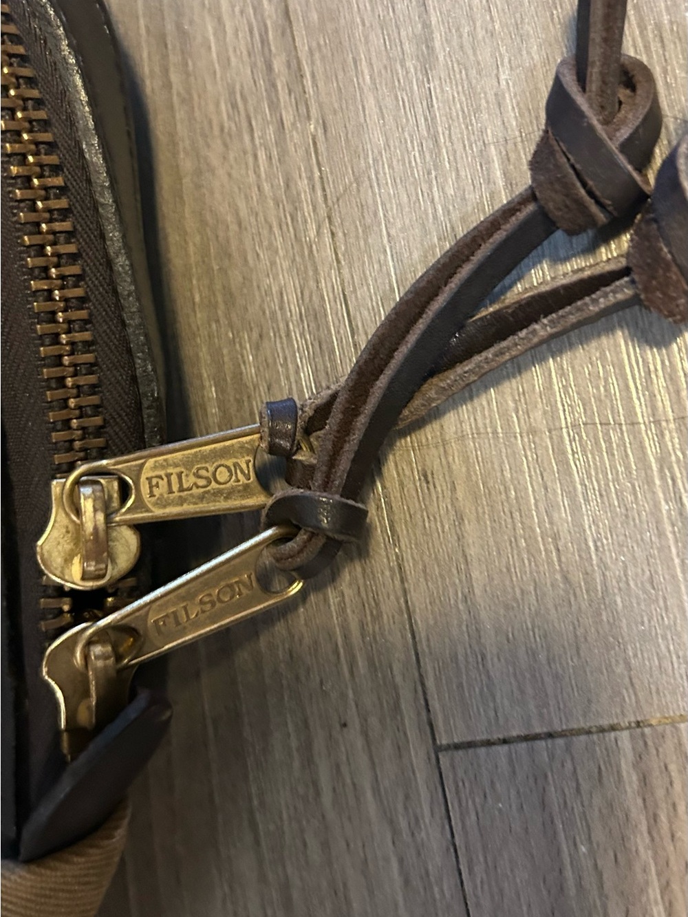 Filson Rugged Twill Rucksack - Picture 9 of 14